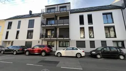"1rstklassige Investitonsmöglichkeit in 9 Wohnungen + 25 Garagenplätze!"