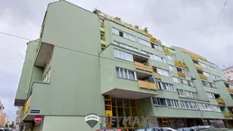 "Ruhige Lage mit Loggia und Garage"