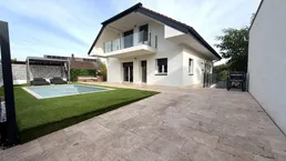 Wohnen wie im Urlaub – Pool, Natur &amp; Seegenuss