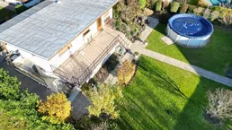 Kleingarten Scheibenmais: charmantes Sommerhaus auf 521 m² Eigengrund in Ruhelage