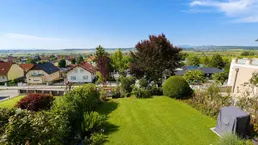 Einfamilienhaus oder 2 Wohneinheiten: Modernisiertes Zuhause auf 809 m² Grundstück!