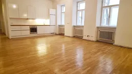 HOFRUHELAGE, 105 m2 Altbau, Wohnküche, 2 Zimmer, 2 Bäder, Parketten, WG-geeignet, Lerchenfelder Straße
