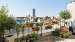 Ruhige, sonnige Terrassen-Maisonette mit Fernblick