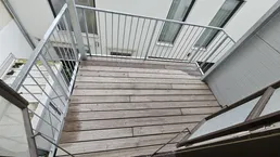 ALTBAUWOHNUNG mit BALKON Nähe Kutschkermarkt - Rohdiamant mit Potential