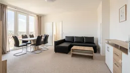Modernisierte Top-2-Zimmer-Wohnung mit Fernblick &amp; Loggia
