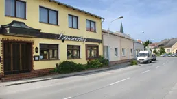 Attraktive Gastgewerbe-Immobilie mit Wohnung in Lassee – Ideal für Gastronomie!