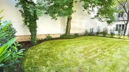 Neuer Preis! Grünblick, Gartenglück und Balkonbonus! TOP saniert + Herrlicher Eigengarten + Hofseitiger Balkon + Viel Grün + Viel Lebensqualität + Absolute Ruhelage + Ideale Raumaufteilung! Besser geht´s nicht! Nicht lange zögern...