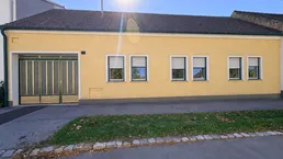 Wohnhaus mit ländlichem Charme, großzügigem Garten und Stahllungen