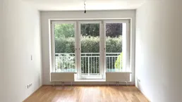 1130! Sonnige 2-Zimmer-Wohnung mit Balkon und Blick in´s Grüne nahe Klimtvilla!
