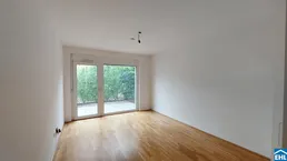 Familientraum - Reihenhaus im grünen Wildgarten mit mehreren Freiflächen