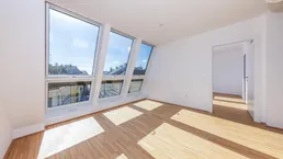 Neu ausgebaute Dachgeschoßwohnung mit großer Terrasse