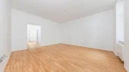 Top sanierte Altbauwohnung - 3 Zimmer mit Balkon