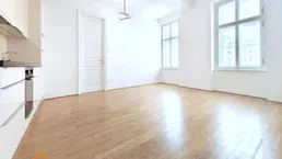 ALTBAU-KLASSIKER mit NASCHMARKT-BLICK 