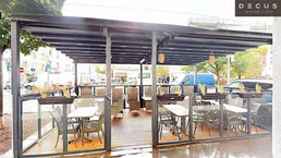 SPÄZIALITÄTENRESTAURANT IM VOLLBETRIEB
