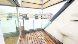 *Singel- oder Pärchenhit in Ruhelage mit Terrasse bei U6 Dresdner Straße*