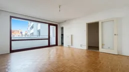 Ideale Starterwohnung! 1-Zimmer mit Loggia und Innenhoflage im Neubau - Nähe U6 Dresdner Straße!