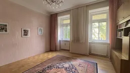 Unsaniert &amp; einzigartig – Altbaujuwel mit Potenzial