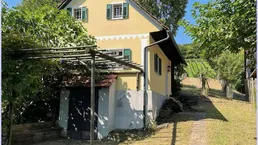 **Süsses Kellerstöckel am Rosenberg/Straden**, Wohnbereich + Schlafraum, toller Keller. 770 m² Grund