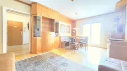 3 Zimmer / 80,79 m2 WNFL inkl. Loggia, Kellerabteil / 6. OG mit Lift / ruhige sonnige Lage