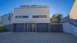 Doppelhaushälfte mit Dachterrasse, Whirlpool &amp; Garten – teilmöbliert