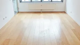 Tolle 2-Zimmer Erdgeschosswohnung mit verglaster Veranda/Loggia in U-Bahn-Nähe
