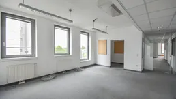 Durchdacht aufgeteilte Bürofläche mit Terrasse und optimaler Anbindung