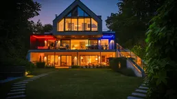 Einzigartige Design-Ikone in exklusiver Seelage am Wörthersee