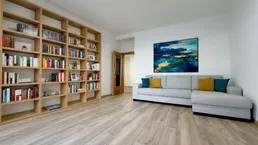 Vollsanierte 2-Zimmer-Wohnung mit ausgezeichneter Infrastruktur