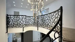 Exklusives Traumhaus mit Garten, Dachterrasse und Seezugang – Modernes Wohnen auf 365 m² mit Pool!!!