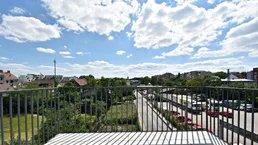 Wunderschöne Dachgeschosswohnung mit Eigengarten
