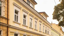 Großzügige Dachgeschosswohnung mit Balkon und perfekter Anbindung im 23. Bezirk von Wien