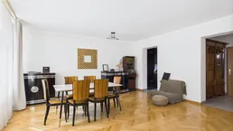 Altbau-Charme &amp; Exklusives Wohnen nahe Türkenschanzpark // Großzügige Dachterrasse &amp; Garage !!