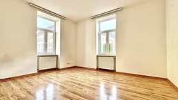 U1 in 5 Minuten erreichbar - Kurzzeitvermietung möglich - Lift im Haus - Zusammenlegung von Wohnungen möglich - Dachgeschoß Ausblick