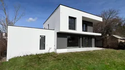 Erstbezug | Luftwärmepumpe | Großzügige Außenfläche | Grünruhelage | Klimaanlage-Vorbereitung | Photovoltaikanlage-Vorbereitung | Vollwärmeschutzfassade