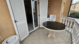 Wohnung Wohnung mit Parkplatz in der Nähe des Zentrums von Umag zu verkaufen