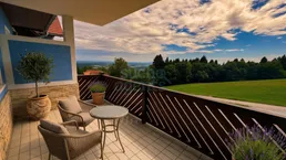 Moderne Wohnung in Ruhelage im Weinbaugebiet mit Sensationsblick ins Grazer Becken
