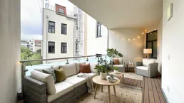 Sanierter Altbautraum mit großzügiger hofseitiger Loggia - Stilaltbau am Rennweg - S-Bahn St. Marx ums Eck