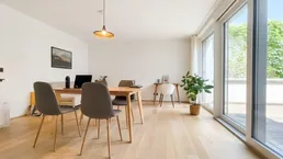 Pauschalmiete inklusive Warmwasser &amp; Heizung - Moderne 2-Zimmer-Wohnung mit schöner Hofterrasse - Stilvolle Ausstattung