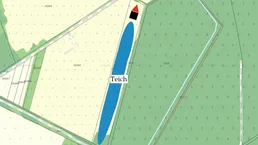 In Vitnyéd, in wunderschöner Umgebung, steht ein 1,7 Hektar großes Grundstück mit Teichgenehmigung und Holzhaus zum Verkauf