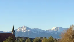 Villa über den Dächern von Oberndorf mit einmaliger Panoramdachterrasse (provisionsfrei)