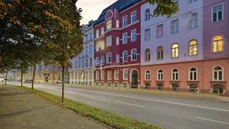 Großzügiger Altbau zum Gestalten | Drei Zimmer auf 98,19 m²