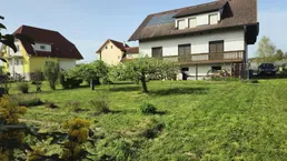 Dachausbau - Hauswohnung inkl. Balkon und großer Garten