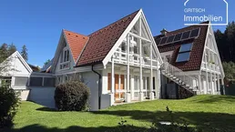 IGLS – Außergewöhnliches Wohnhaus mit ehemaliger Arztpraxis und großzügigem Garten