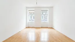 Kompakte Altbauwohnung mit Sanierungspotenzial – Nähe U1 &amp; S-Bahn