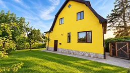 EINFAMILIENHAUS! 696 M² GRUNDSTÜCK! POTENZIAL! Sanierungsbedürftiges Haus mit viel Raum für individuelle Gestaltung!