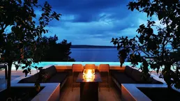 Exklusivität direkt am Meer – Moderne Luxusvilla bei Zadar mit 6 Suiten &amp; Investmentpotenzial