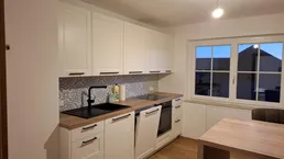 Großzügige 3-Zimmer-Wohnung mit zwei Balkonen in Kleinköstendorf zu vermieten