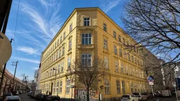 Wohnungseigentumsobjekt mit Terrassen und Balkon