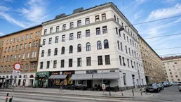 Wohnung mit Gartenanteil