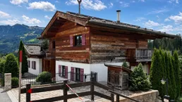 Einfamilienhaus mit Garage